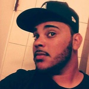 Meet your Posher, Efren