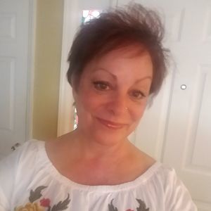 Meet your Posher, Pam