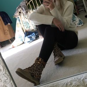 Sperry Lace up Boots Cheetah
