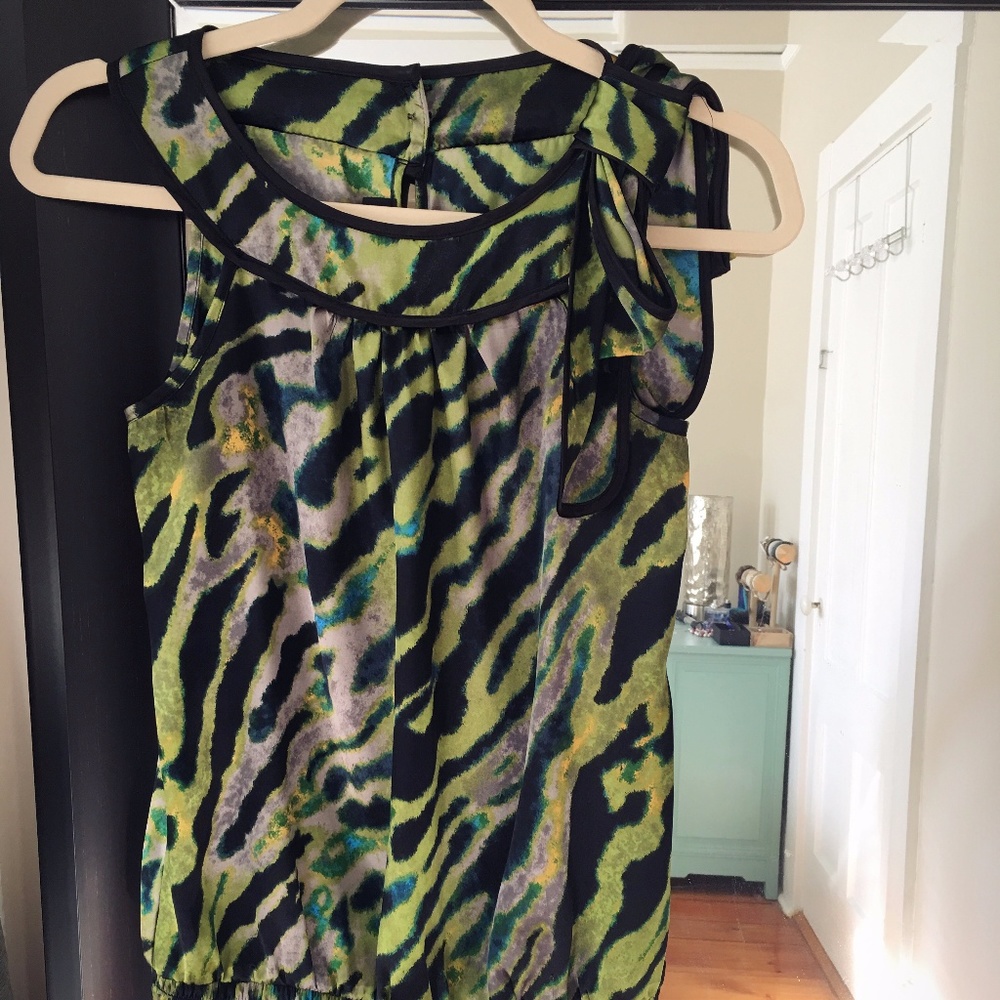 I.N. Studios Patterned Top