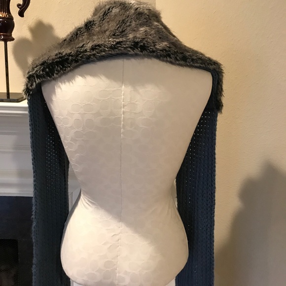 Charming Charlie knit scarf with faux fur at neck - Picture 3 of 5