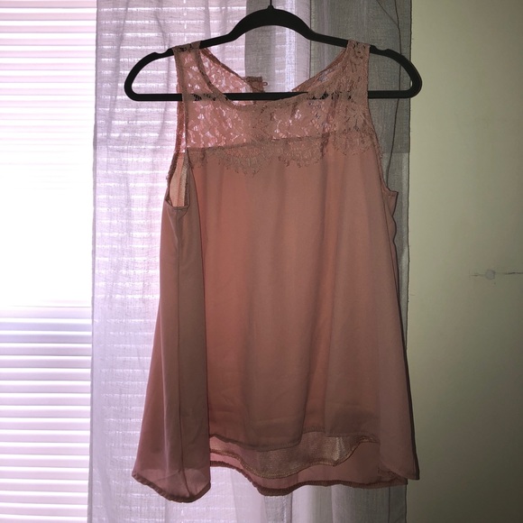 NWOT blush and lace top - Picture 1 of 3