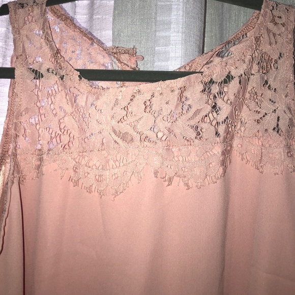 NWOT blush and lace top - Picture 2 of 3