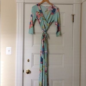 Floral maternity maxi dress