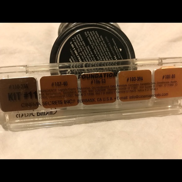 Cinema Secrets Ultimate Foundation - Picture 2 of 4