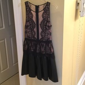 BCBG Max maria size 4