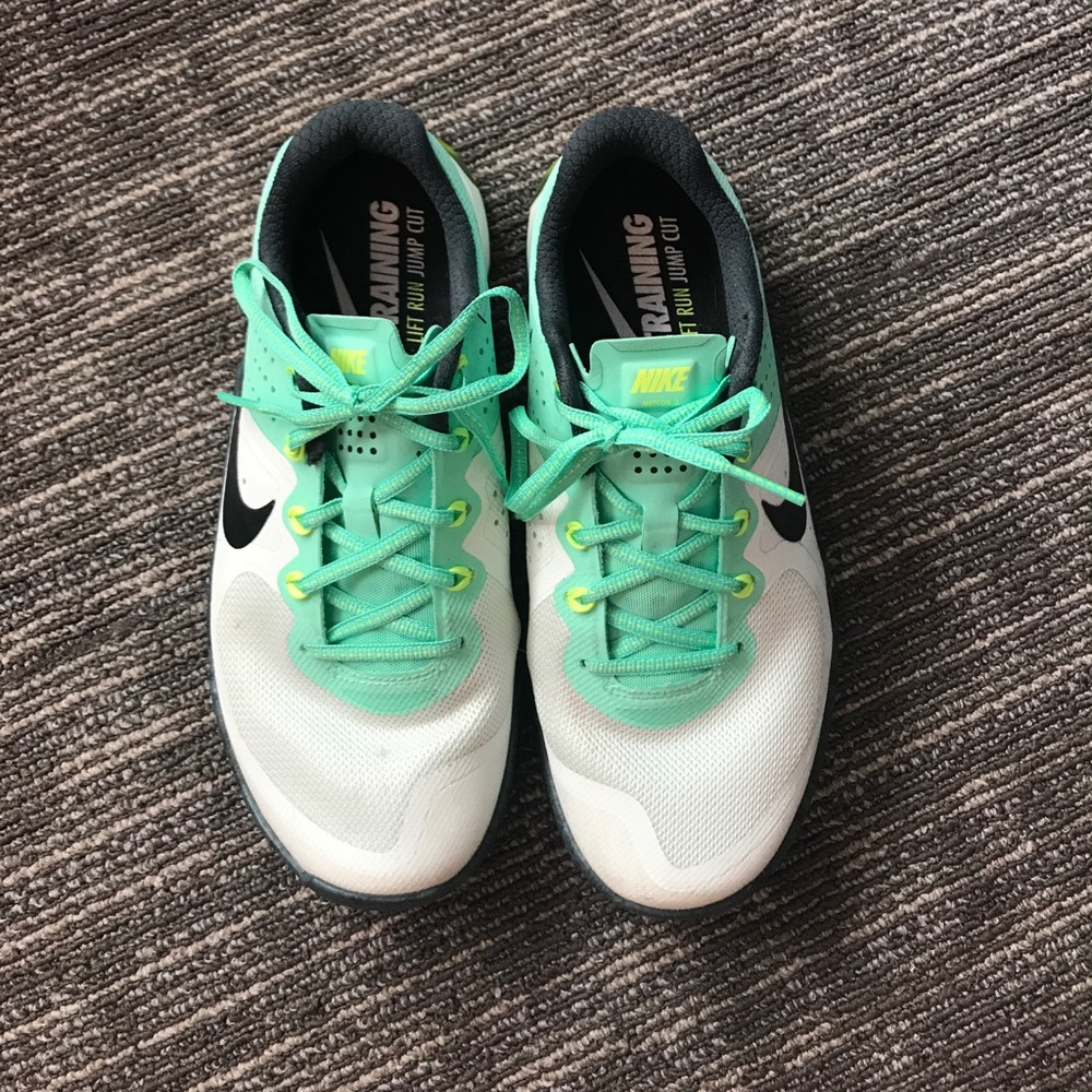 Like New Nike Metcon 2!!