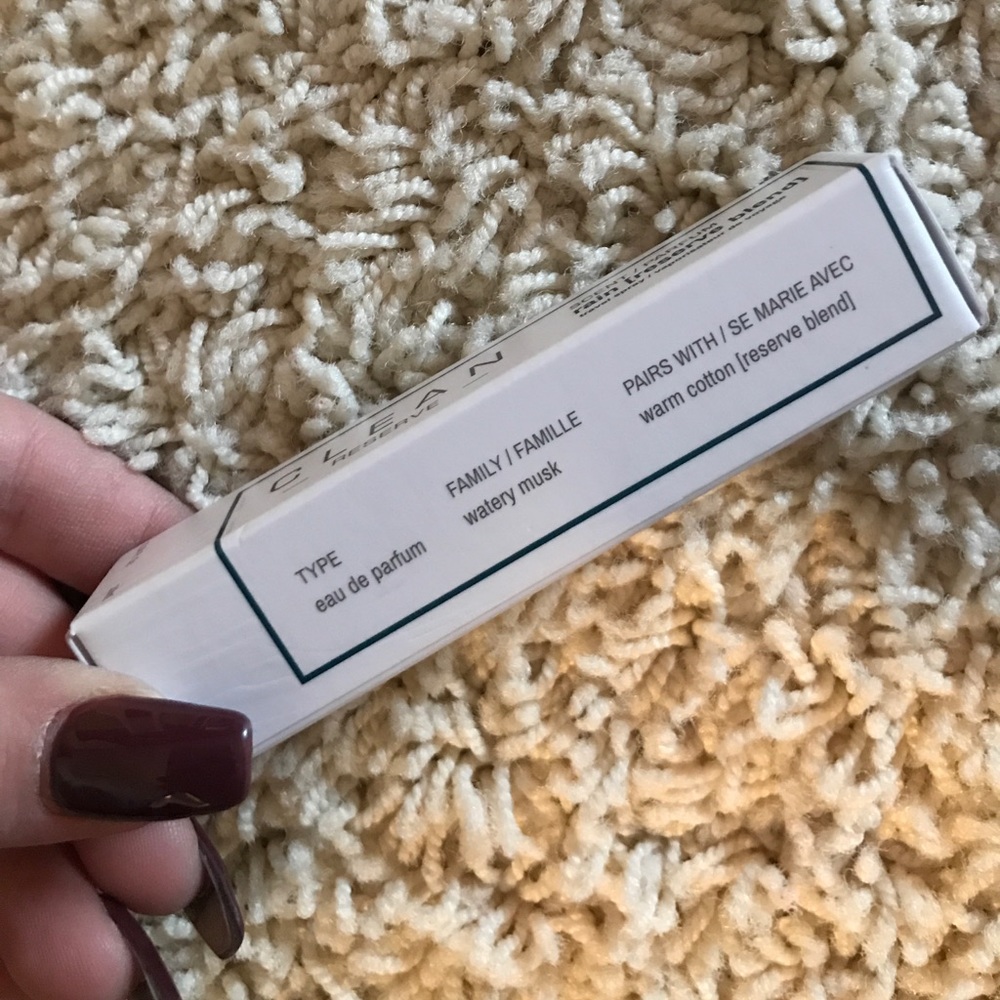 0.34 FL oz bottle of Clean reserve perfume in rain - Picture 2 of 3