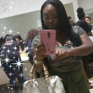 Meet your Posher, Lashaye