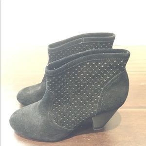 Jessica Simpson Ankle bootie
