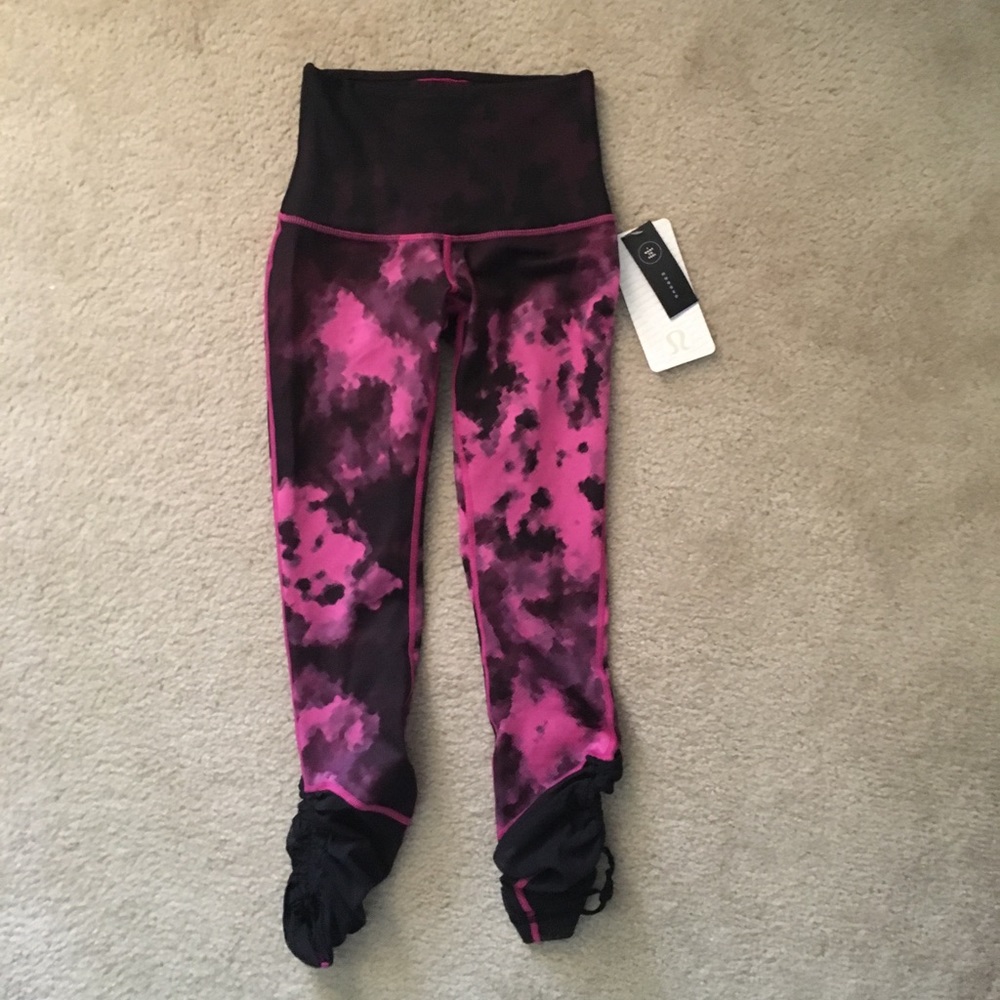 Lululemon crop “sweaty endeavor tight”