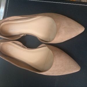 Forever 21 plus Wide fit beautiful tan flats!
