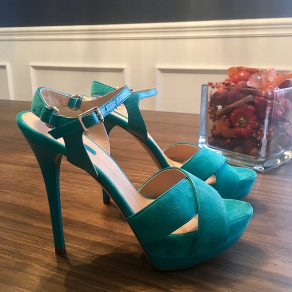 Longchamp Dolce Night High Heel Sandal - Picture 3 of 8