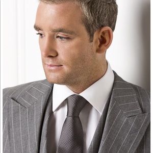 Meet your Posher, Cesar