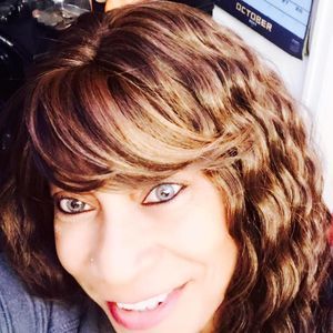 Meet your Posher, Stacy