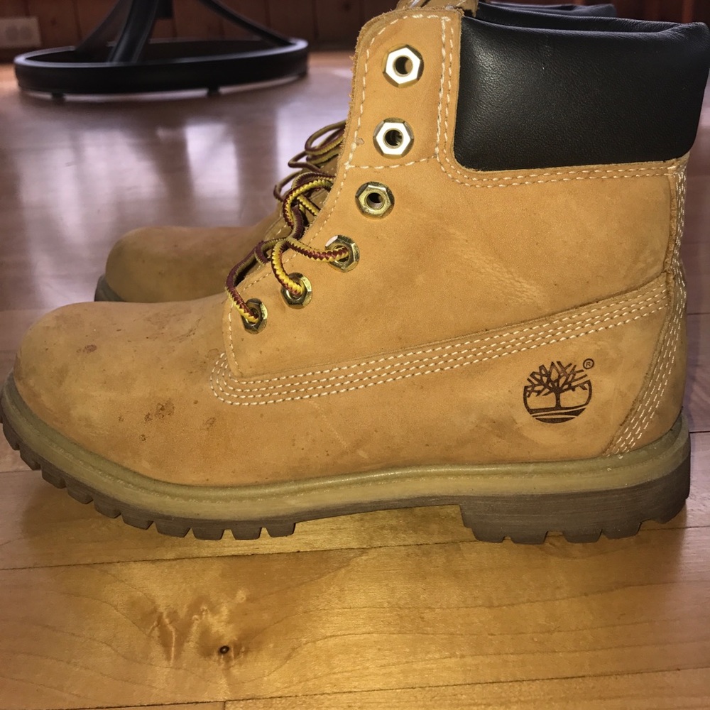 Women's Timberland Boots Sz 7.5