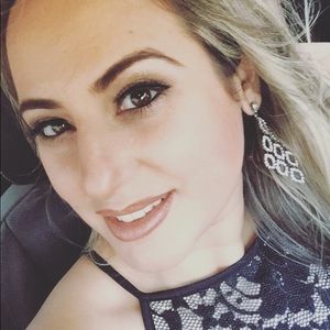 Meet your Posher, Van