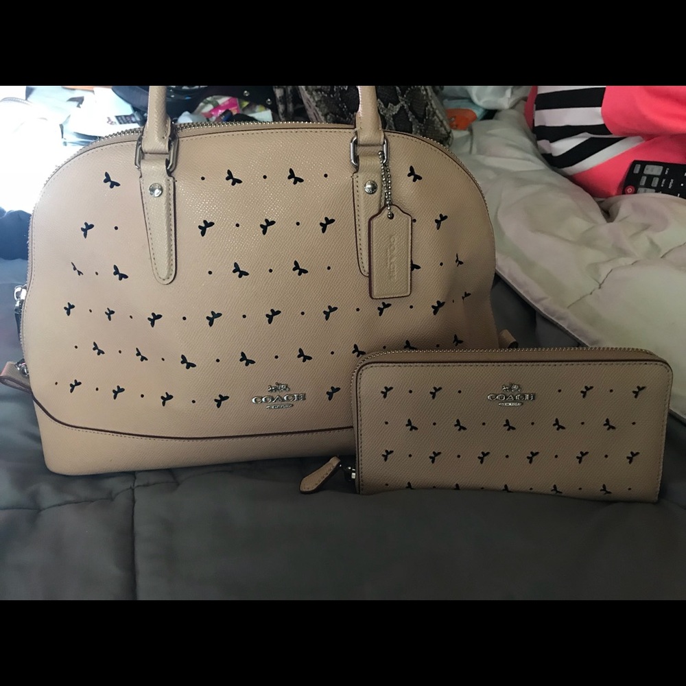 Coach Butterfly 🦋 purse and wallet *Brand New*