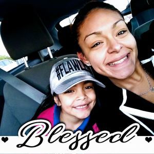 Meet your Posher, Crystal