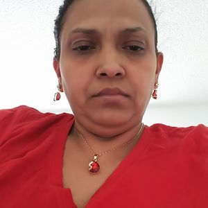 Meet your Posher, Nelcy