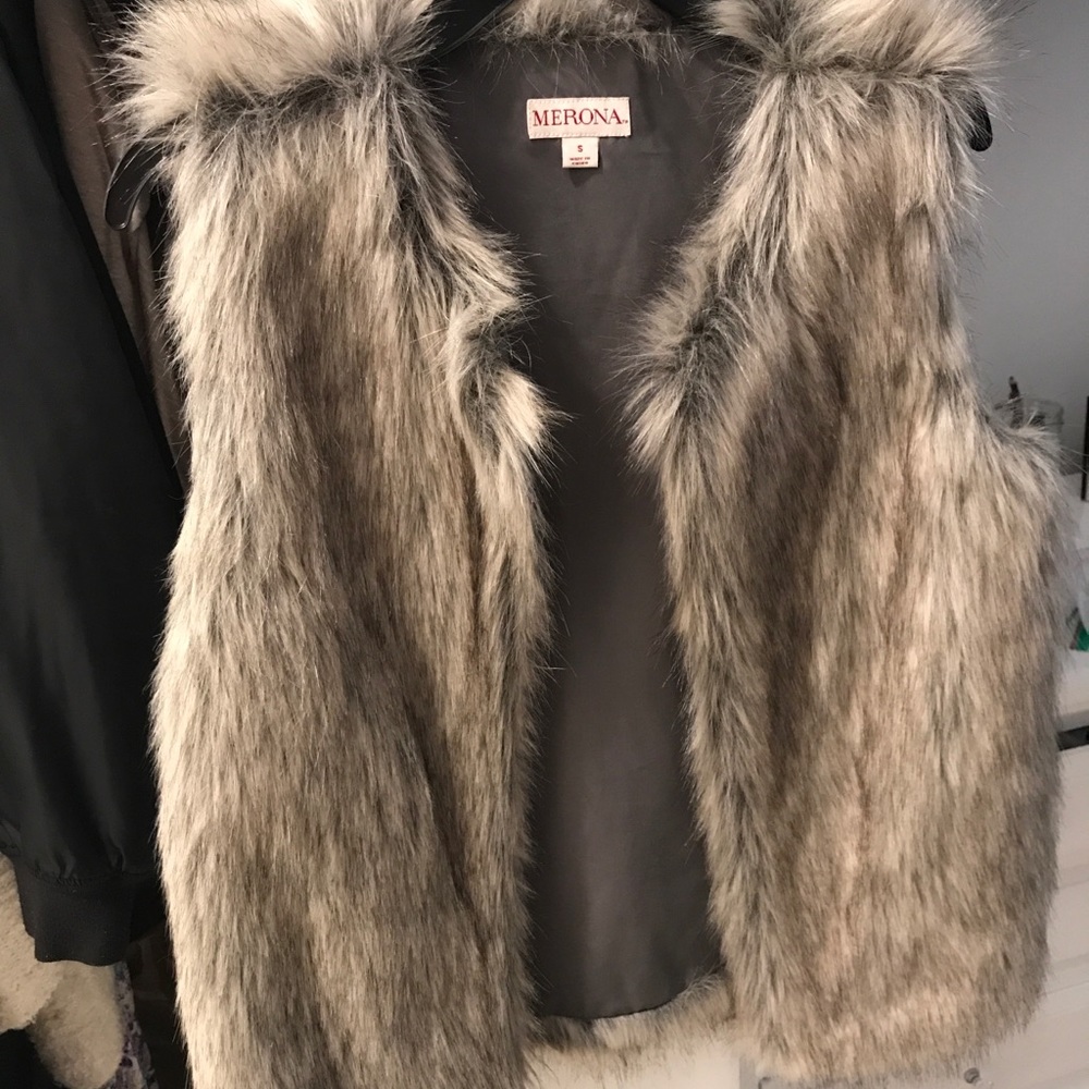 Merona fur vest