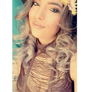 Meet your Posher, Andreina