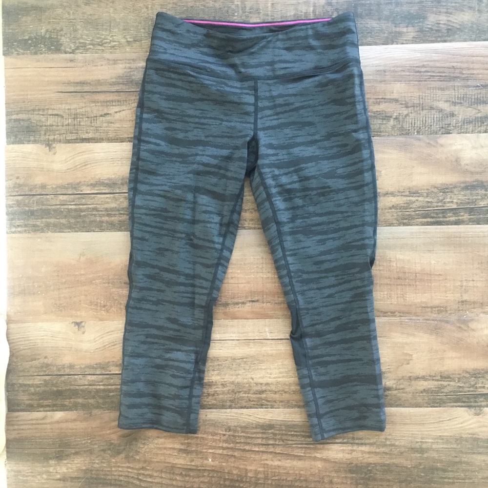 Calvin Klein workout capris