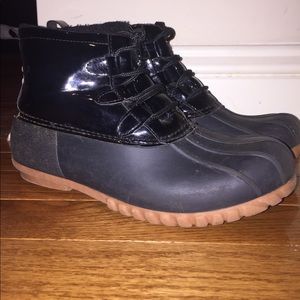 BLACK DUCK BOOTS!!