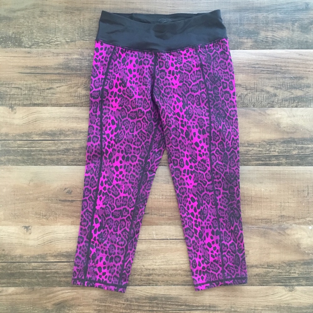 Betsy Johnson workout capris