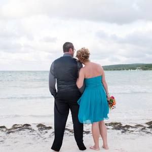 Meet your Posher, Leslie