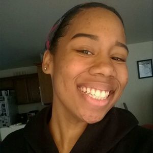 Meet your Posher, Imari