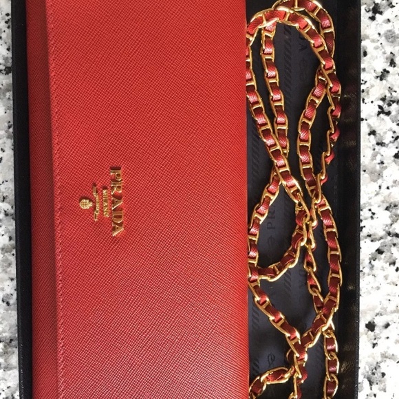 Prada red wallet on chain fuoco authentic gold ch - Picture 1 of 8