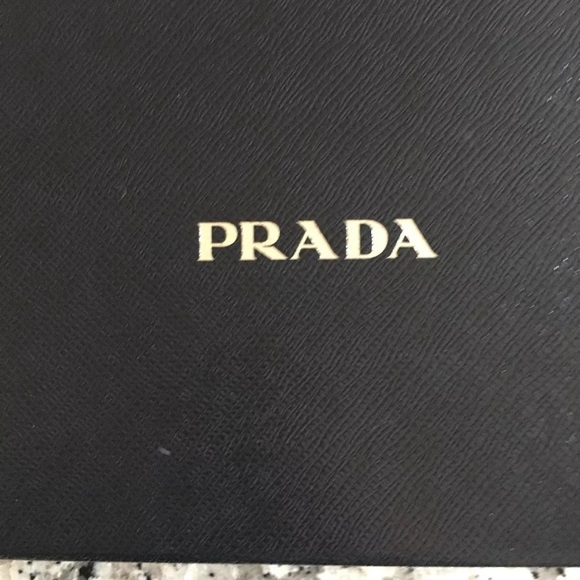 Prada red wallet on chain fuoco authentic gold ch - Picture 4 of 8
