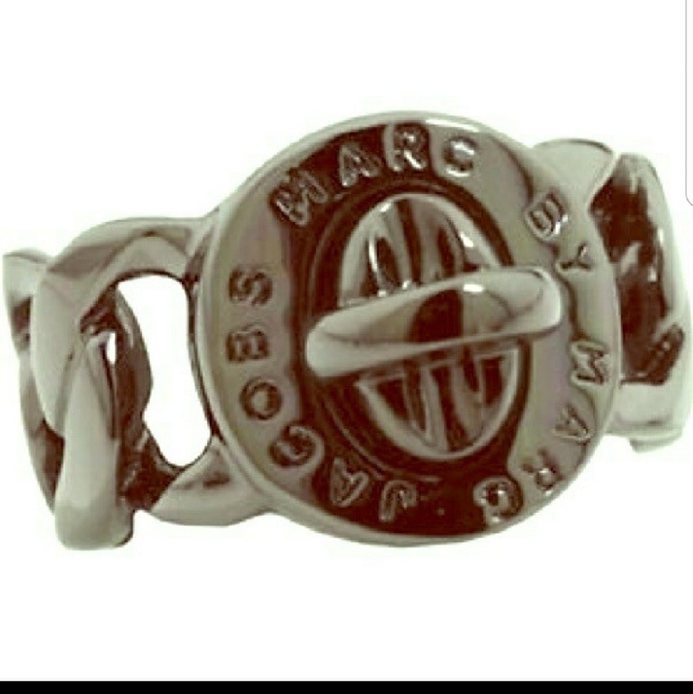 March Jacobs Ring