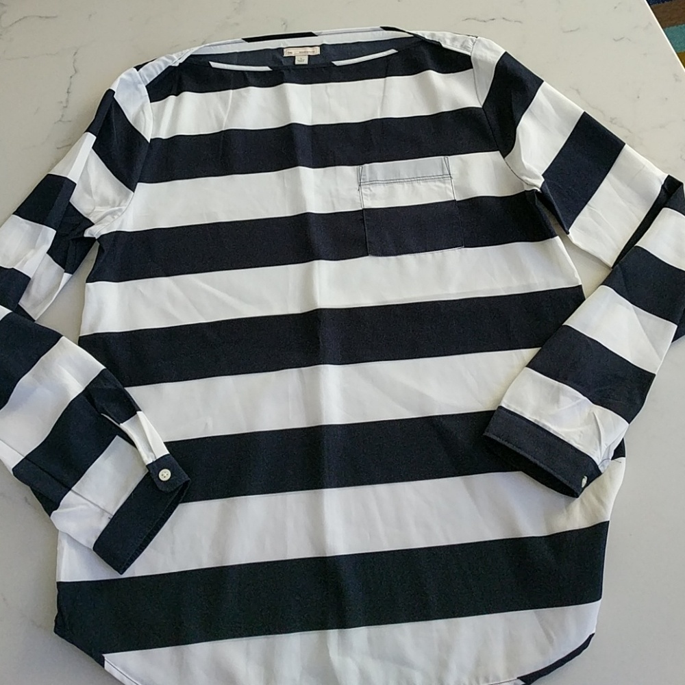 Gap silky blouse