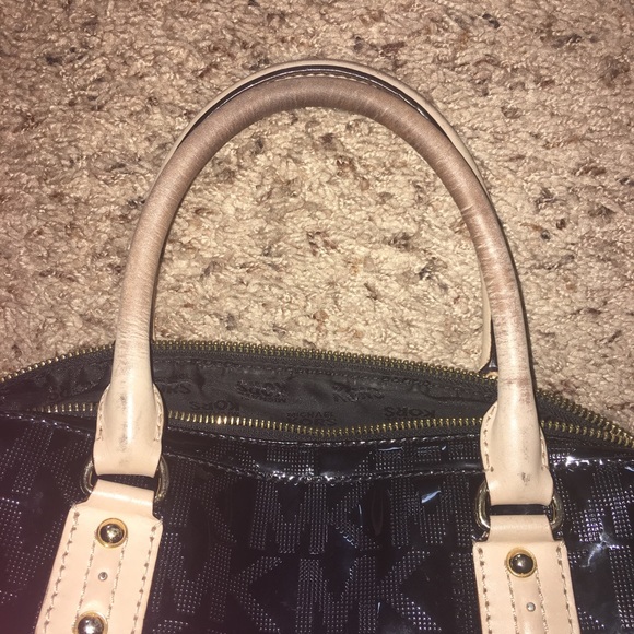 Michael Kors Purse- 100% authentic - Picture 5 of 5