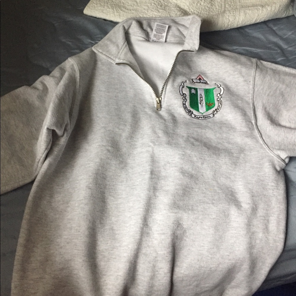 Delta Zeta quarter zip 1/4 gray crest
