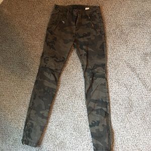 Zara camo pants