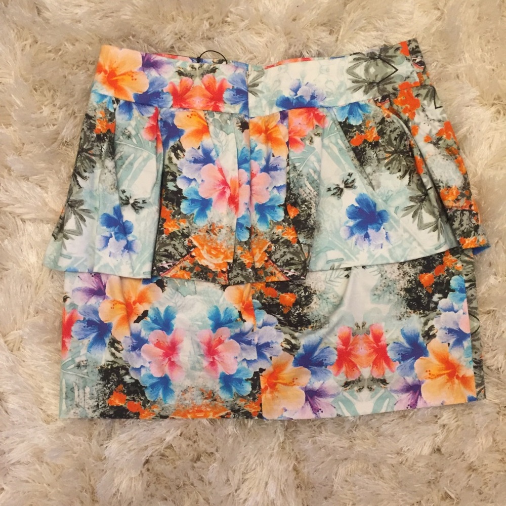 Zara Tropical Skirt Sz M