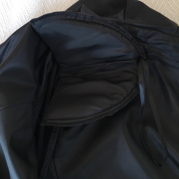 Velvet Evening Jacket with ruffled trim. - Picture 6 of 6