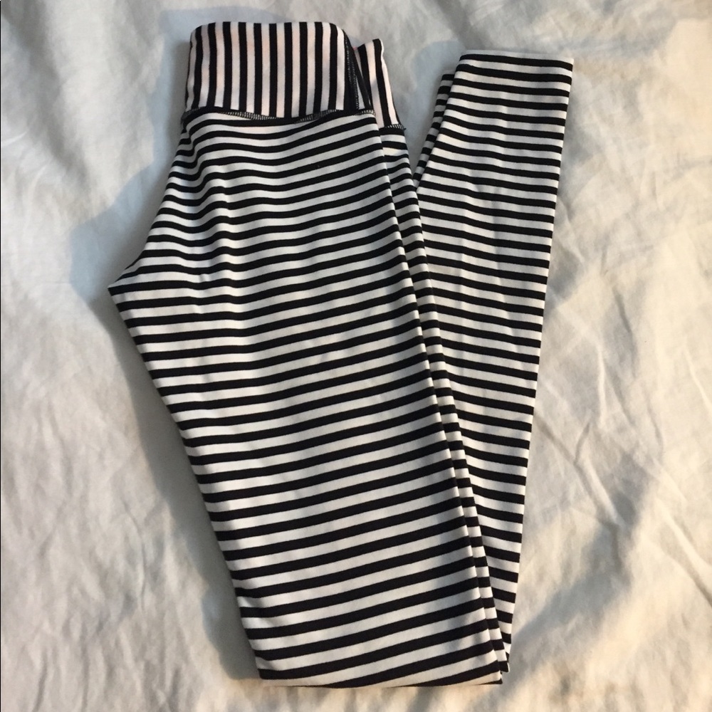 RARE lululemon wunder unders