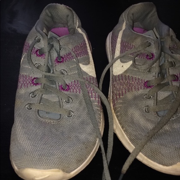 Nike Sneakers - Picture 1 of 3