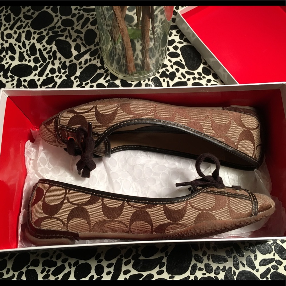 Coach Canvas/Leather Logo Flats - Picture 7 of 8