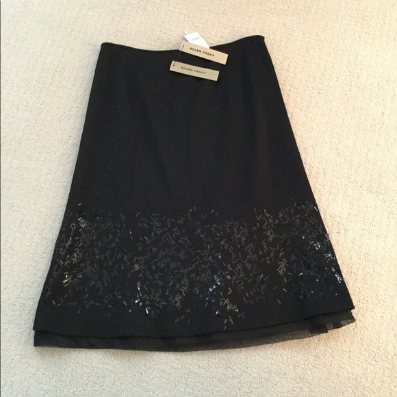 NWT CHIC Beaded hem wool skirt with layer of tulle - Picture 1 of 3