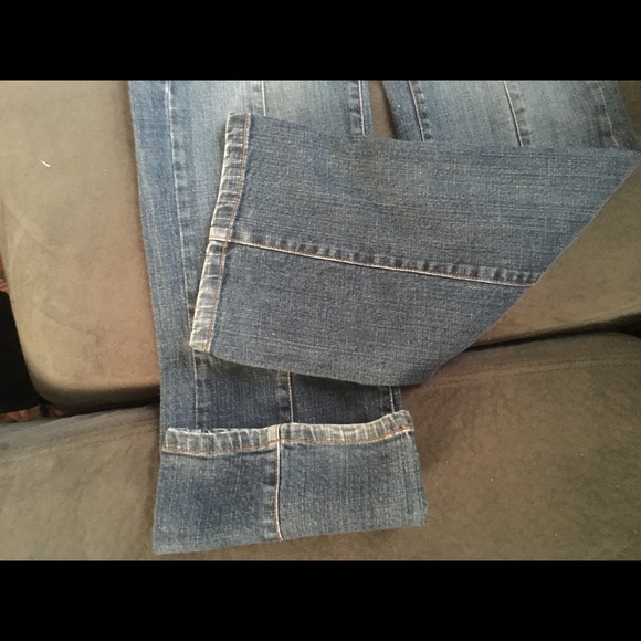 Size 6 DKNY East Village Bootcut Classic Jeans - Picture 5 of 7