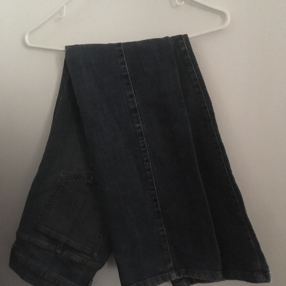 Size 6 DKNY East Village Bootcut Classic Jeans - Picture 7 of 7