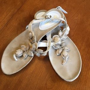 Kenneth Cole sandals