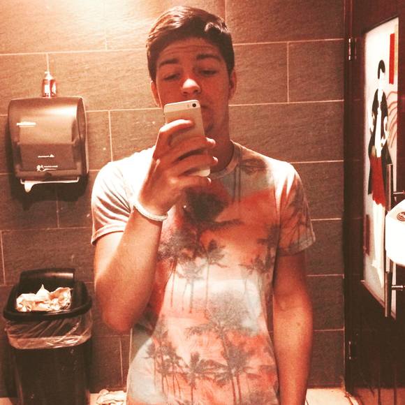 Meet your Posher, Paul - Picture 1 of 1