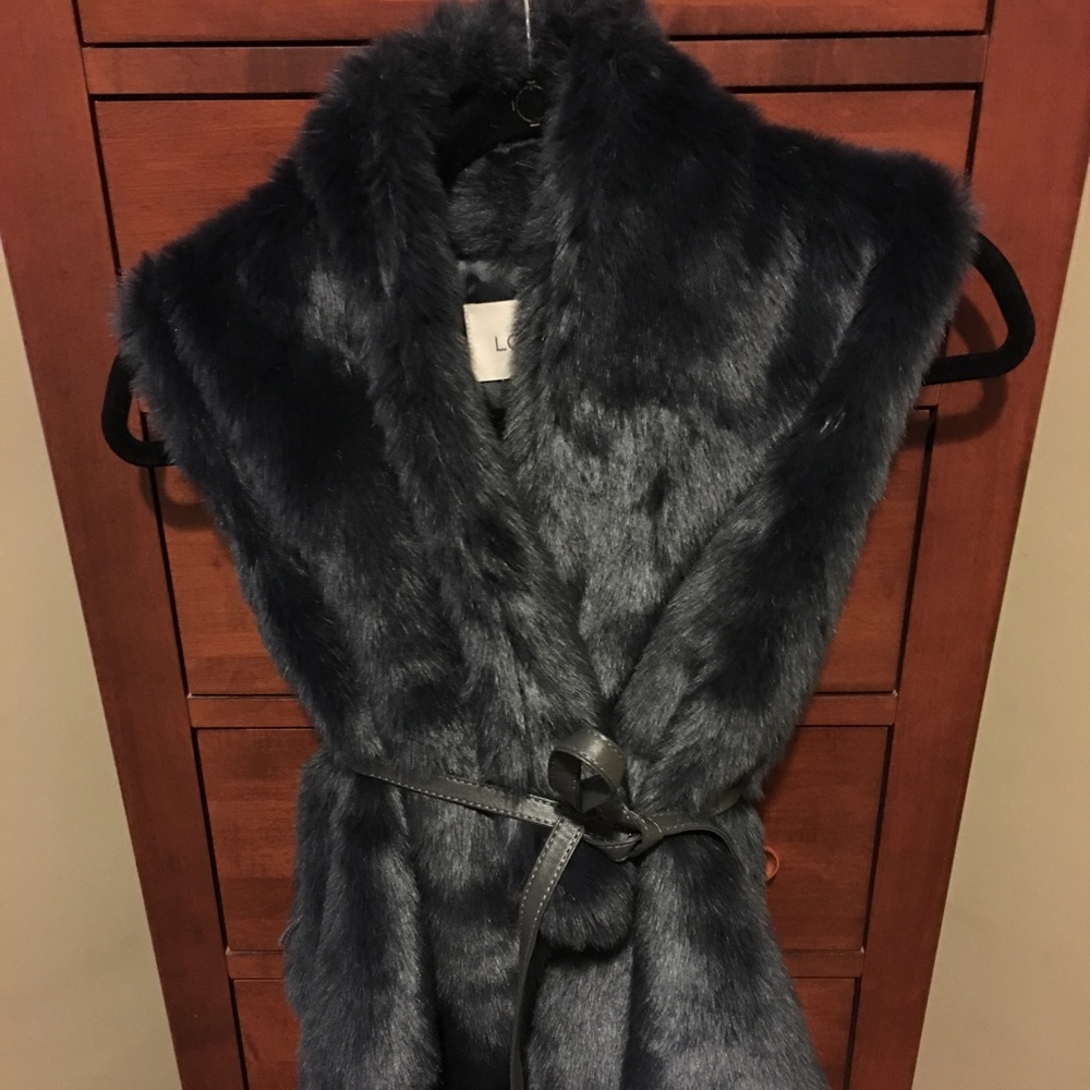 Fur vest, super cute for fall!! 🍁🍂