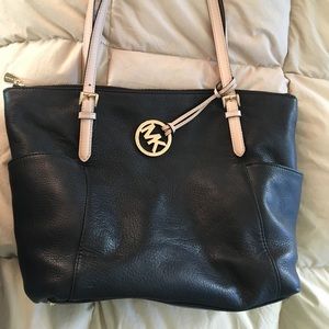 Michael Kors Large jet set handbag